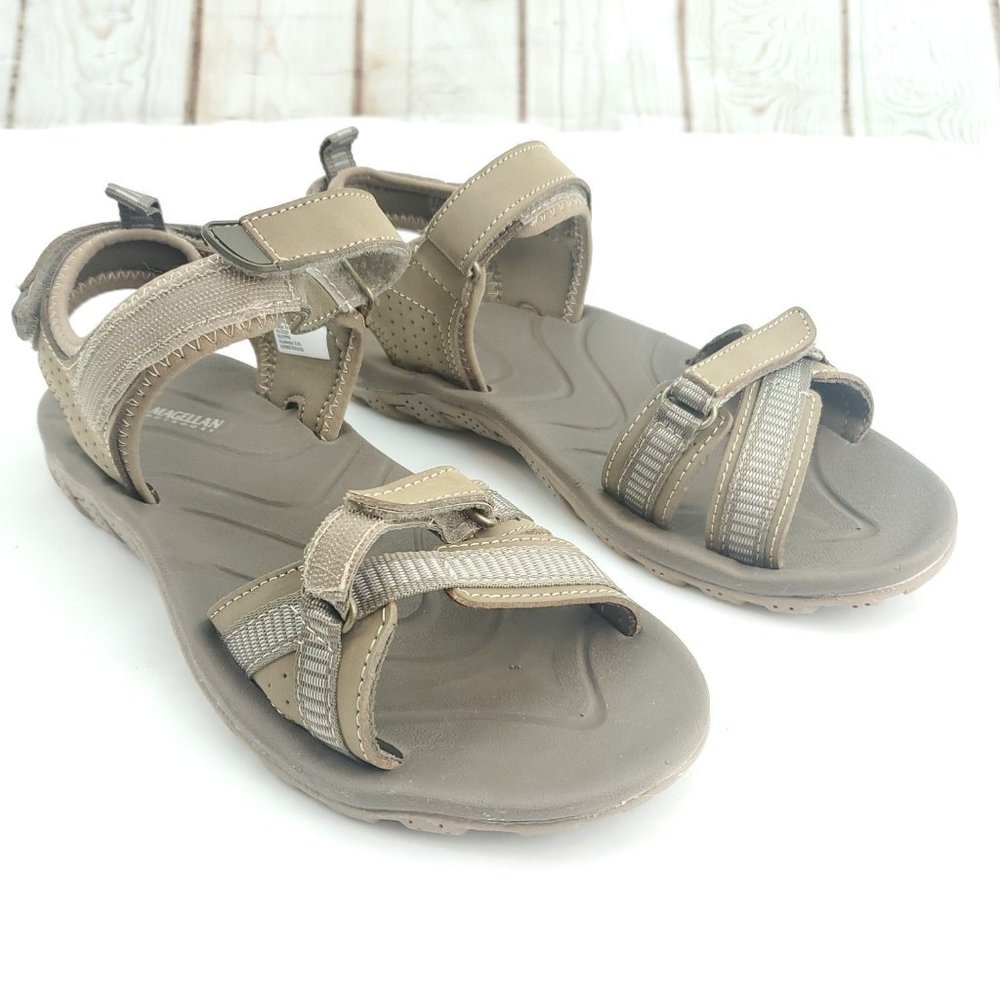 Magellan Outdoors Womens Saratoga 162314 Brown Leather Hiking Sandals Size 11 B